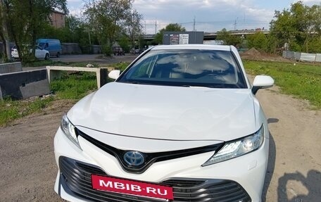 Toyota Camry, 2020 год, 2 800 000 рублей, 2 фотография