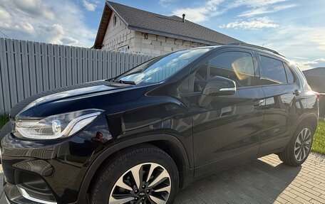 Chevrolet Trax, 2020 год, 1 700 000 рублей, 2 фотография