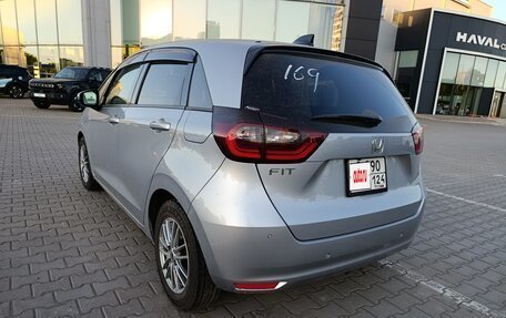 Honda Fit, 2020 год, 1 550 000 рублей, 4 фотография