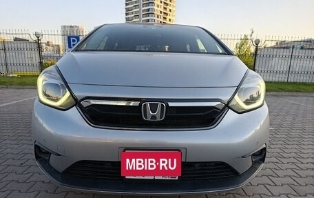Honda Fit, 2020 год, 1 550 000 рублей, 5 фотография