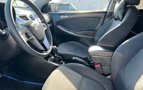 Hyundai Solaris II рестайлинг, 2016 год, 1 035 000 рублей, 6 фотография