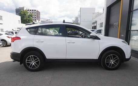 Toyota RAV4, 2015 год, 1 773 000 рублей, 4 фотография