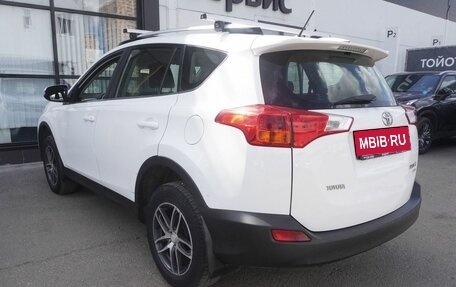 Toyota RAV4, 2015 год, 1 773 000 рублей, 7 фотография
