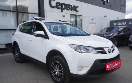 Toyota RAV4, 2015 год, 1 773 000 рублей, 3 фотография