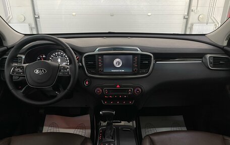 KIA Sorento III Prime рестайлинг, 2018 год, 2 299 000 рублей, 10 фотография