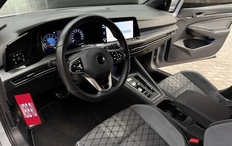 Volkswagen Golf VIII, 2023 год, 2 250 000 рублей, 7 фотография