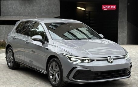 Volkswagen Golf VIII, 2023 год, 2 250 000 рублей, 2 фотография