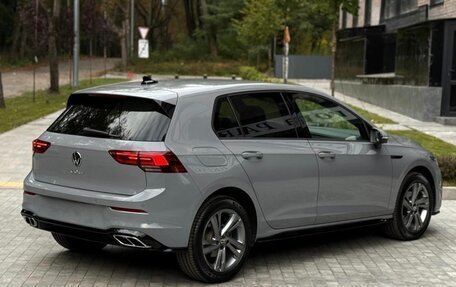Volkswagen Golf VIII, 2023 год, 2 250 000 рублей, 13 фотография