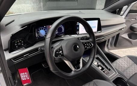 Volkswagen Golf VIII, 2023 год, 2 250 000 рублей, 8 фотография