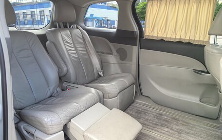 Toyota Estima III рестайлинг -2, 2011 год, 1 900 000 рублей, 18 фотография