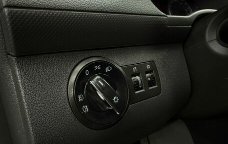 Volkswagen Caddy III рестайлинг, 2008 год, 869 888 рублей, 16 фотография
