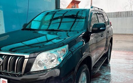Toyota Land Cruiser Prado 150 рестайлинг 2, 2012 год, 2 150 000 рублей, 3 фотография
