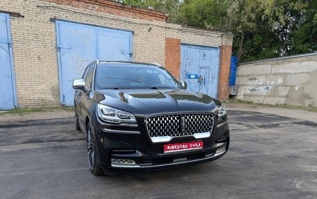 Lincoln Aviator II, 2022 год, 6 400 000 рублей, 1 фотография