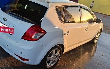 KIA cee'd I рестайлинг, 2011 год, 540 000 рублей, 3 фотография
