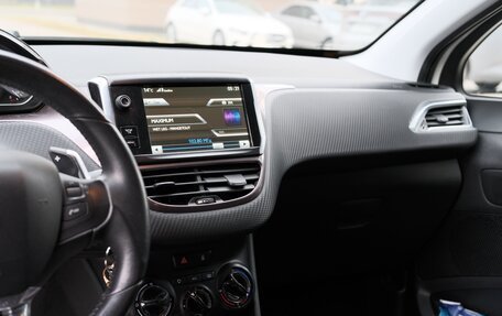 Peugeot 2008 II, 2014 год, 550 000 рублей, 8 фотография