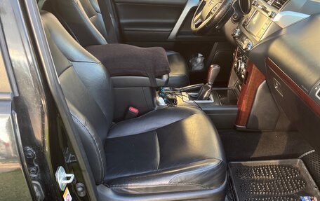 Toyota Land Cruiser Prado 150 рестайлинг 2, 2015 год, 4 300 000 рублей, 4 фотография