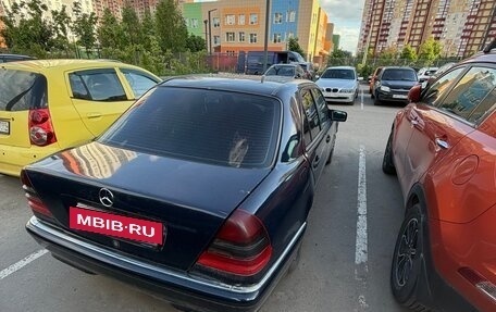 Mercedes-Benz C-Класс, 1998 год, 350 000 рублей, 3 фотография