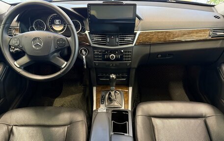 Mercedes-Benz E-Класс, 2011 год, 1 385 000 рублей, 8 фотография