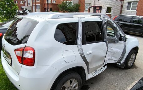 Nissan Terrano III, 2019 год, 1 000 000 рублей, 4 фотография