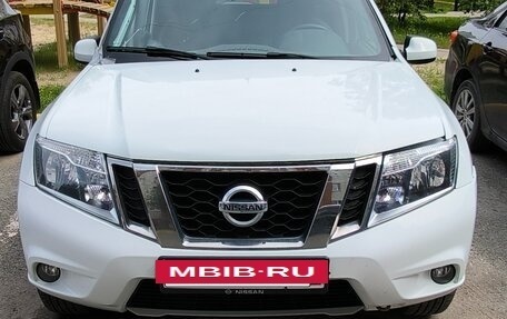 Nissan Terrano III, 2019 год, 1 000 000 рублей, 6 фотография