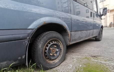 Ford Transit, 2004 год, 390 000 рублей, 8 фотография