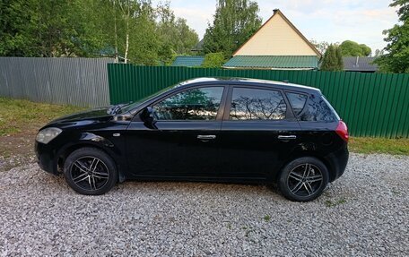 KIA cee'd I рестайлинг, 2008 год, 370 000 рублей, 36 фотография