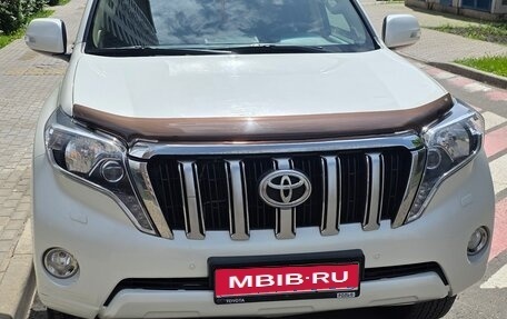 Toyota Land Cruiser Prado 150 рестайлинг 2, 2014 год, 3 720 000 рублей, 1 фотография