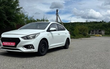 Hyundai Solaris II рестайлинг, 2018 год, 760 000 рублей, 1 фотография