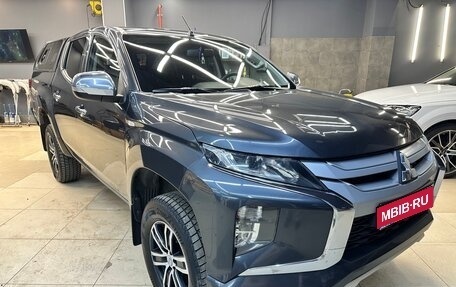 Mitsubishi L200 IV рестайлинг, 2021 год, 2 490 000 рублей, 1 фотография