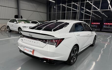 Hyundai Elantra, 2022 год, 1 555 000 рублей, 4 фотография