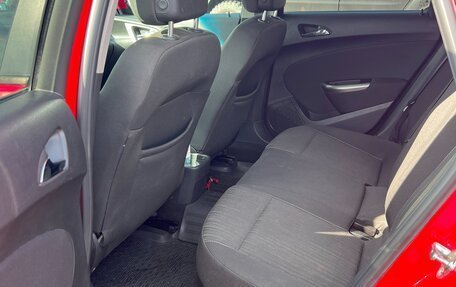 Opel Astra J, 2011 год, 550 000 рублей, 9 фотография