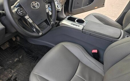 Toyota Prius v (+) I (ZVW40/41) рестайлинг, 2013 год, 1 970 000 рублей, 9 фотография