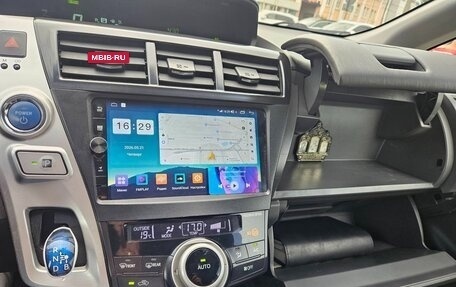 Toyota Prius v (+) I (ZVW40/41) рестайлинг, 2013 год, 1 970 000 рублей, 13 фотография