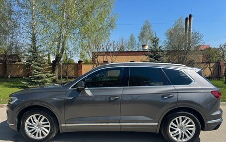 Volkswagen Touareg III, 2018 год, 3 550 000 рублей, 4 фотография