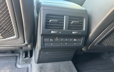 Volkswagen Touareg III, 2018 год, 3 550 000 рублей, 15 фотография