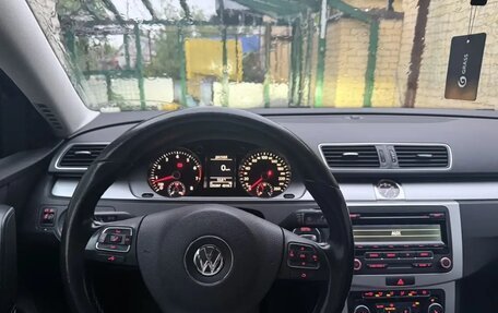 Volkswagen Passat B7, 2011 год, 950 000 рублей, 2 фотография