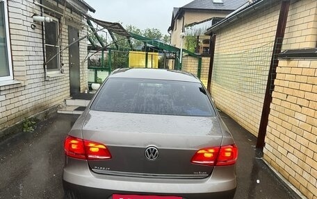 Volkswagen Passat B7, 2011 год, 950 000 рублей, 8 фотография