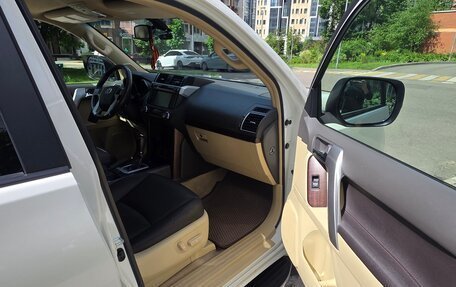 Toyota Land Cruiser Prado 150 рестайлинг 2, 2014 год, 3 720 000 рублей, 7 фотография
