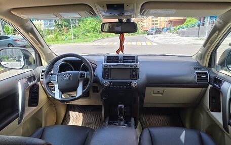 Toyota Land Cruiser Prado 150 рестайлинг 2, 2014 год, 3 720 000 рублей, 10 фотография