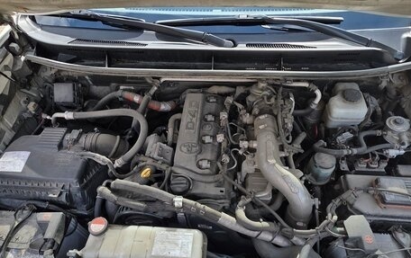 Toyota Land Cruiser Prado 150 рестайлинг 2, 2014 год, 3 720 000 рублей, 13 фотография