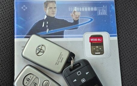 Toyota Land Cruiser Prado 150 рестайлинг 2, 2014 год, 3 720 000 рублей, 15 фотография