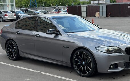 BMW 5 серия, 2016 год, 2 900 000 рублей, 2 фотография