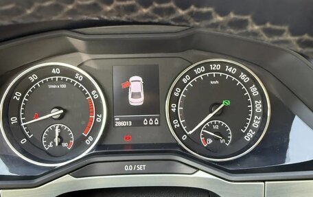 Skoda Superb III рестайлинг, 2017 год, 1 500 000 рублей, 8 фотография