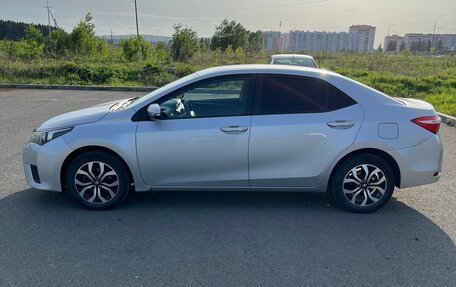 Toyota Corolla, 2015 год, 1 435 000 рублей, 5 фотография
