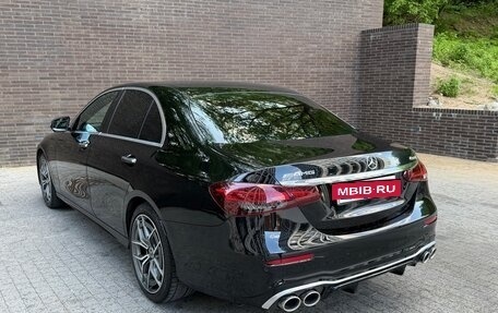 Mercedes-Benz E-Класс, 2022 год, 5 700 000 рублей, 10 фотография