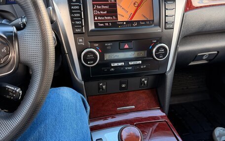 Toyota Camry, 2012 год, 1 600 000 рублей, 20 фотография