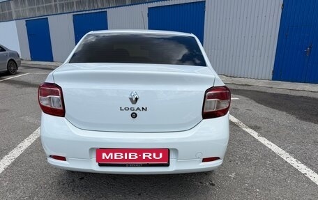 Renault Logan II, 2020 год, 800 000 рублей, 6 фотография