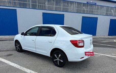 Renault Logan II, 2020 год, 800 000 рублей, 2 фотография