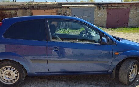 Ford Fiesta, 2007 год, 450 000 рублей, 6 фотография