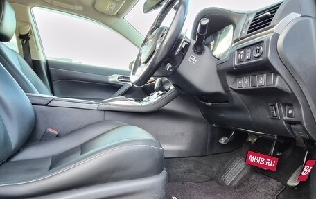Lexus CT I рестайлинг, 2016 год, 1 560 000 рублей, 11 фотография